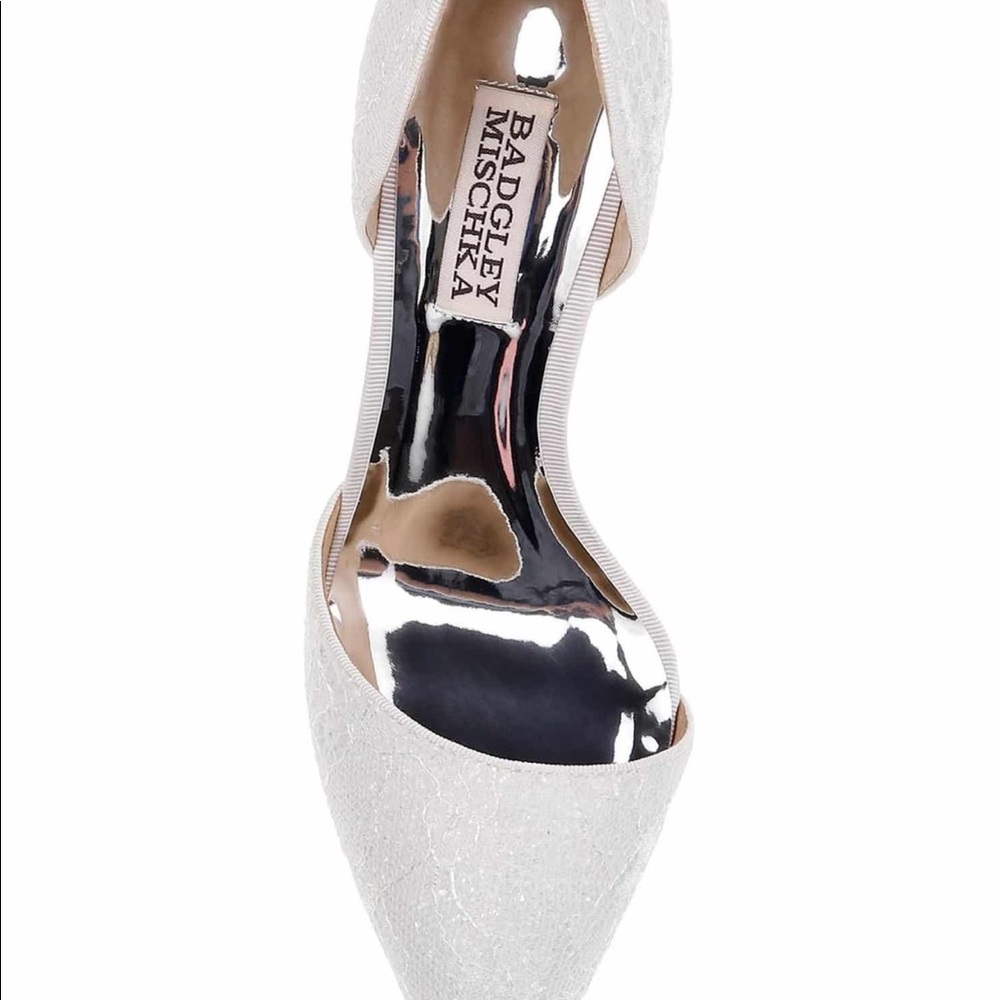 Badgley Mischka Lola d'Orsay Pump - white - Picture 4 of 8